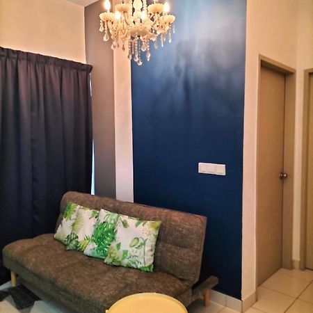 Hani Homestay Wifi Netflix Secure Parking Klia Usim Inti Aeon Mall Nilai Eksteriør billede