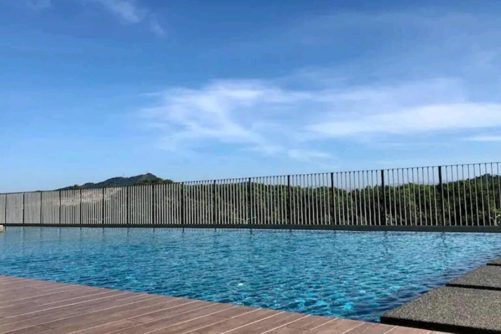 Hani Homestay Wifi Netflix Secure Parking Klia Usim Inti Aeon Mall Nilai Eksteriør billede