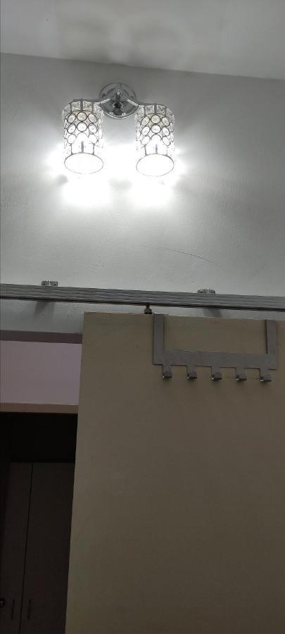 Hani Homestay Wifi Netflix Secure Parking Klia Usim Inti Aeon Mall Nilai Eksteriør billede