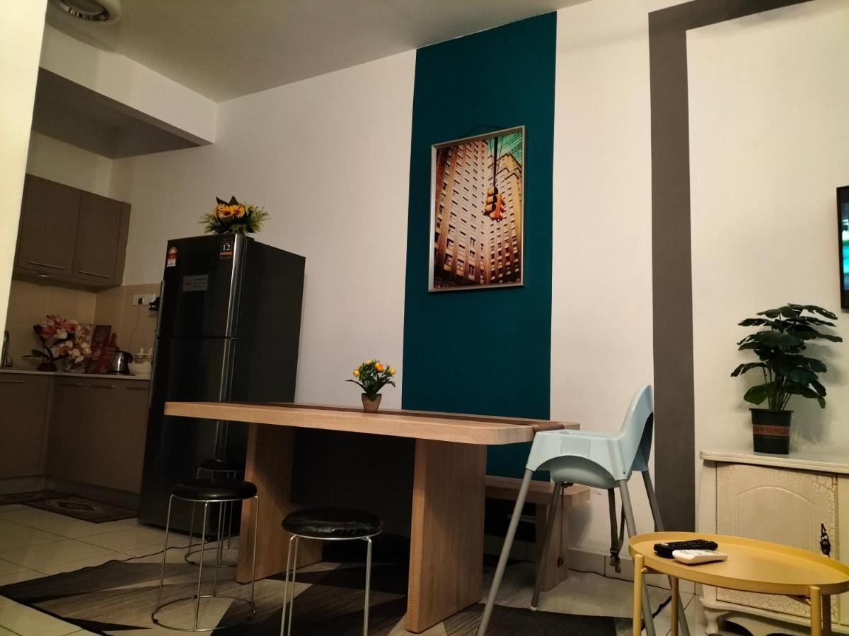 Hani Homestay Wifi Netflix Secure Parking Klia Usim Inti Aeon Mall Nilai Eksteriør billede